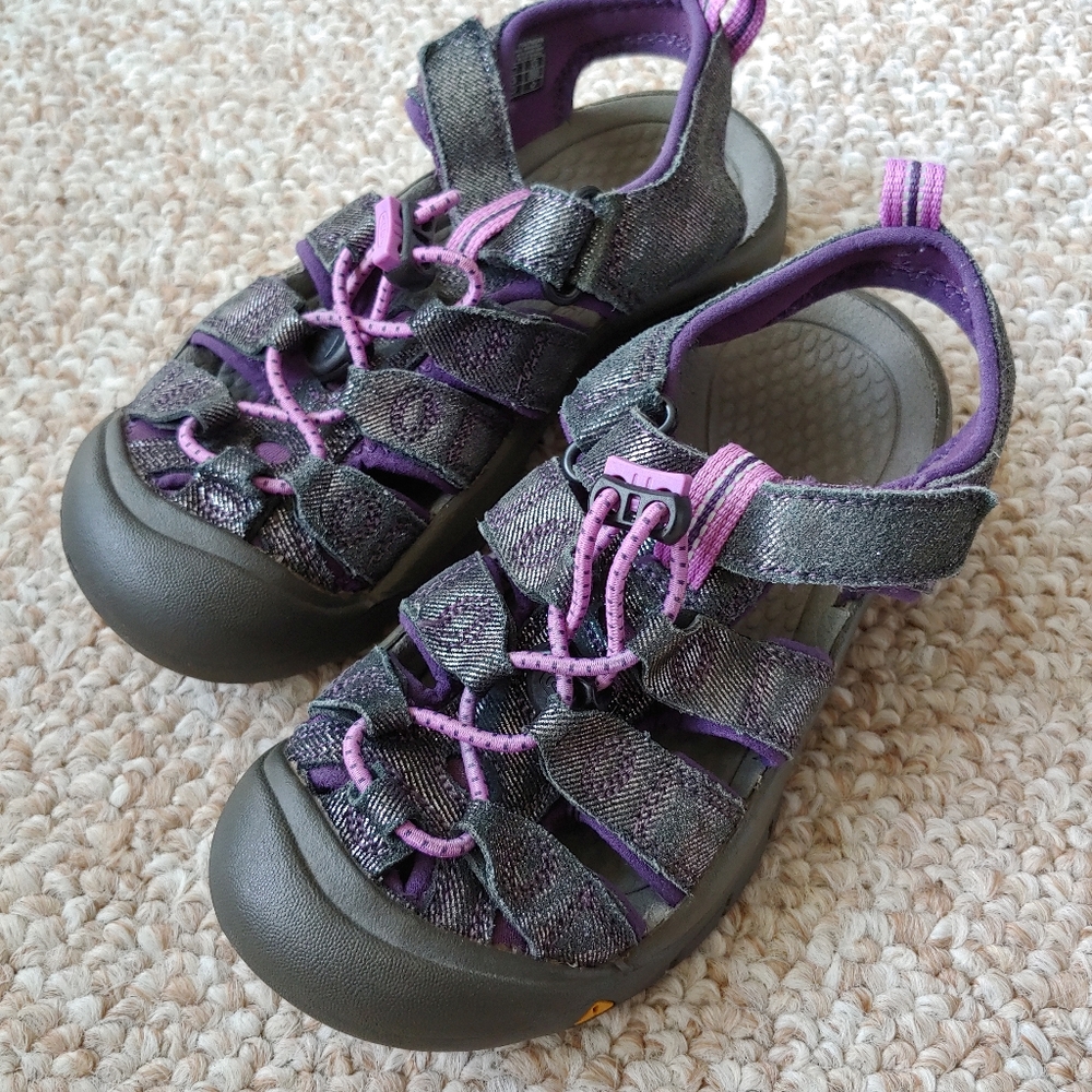 Gorgeous Keen Sandals